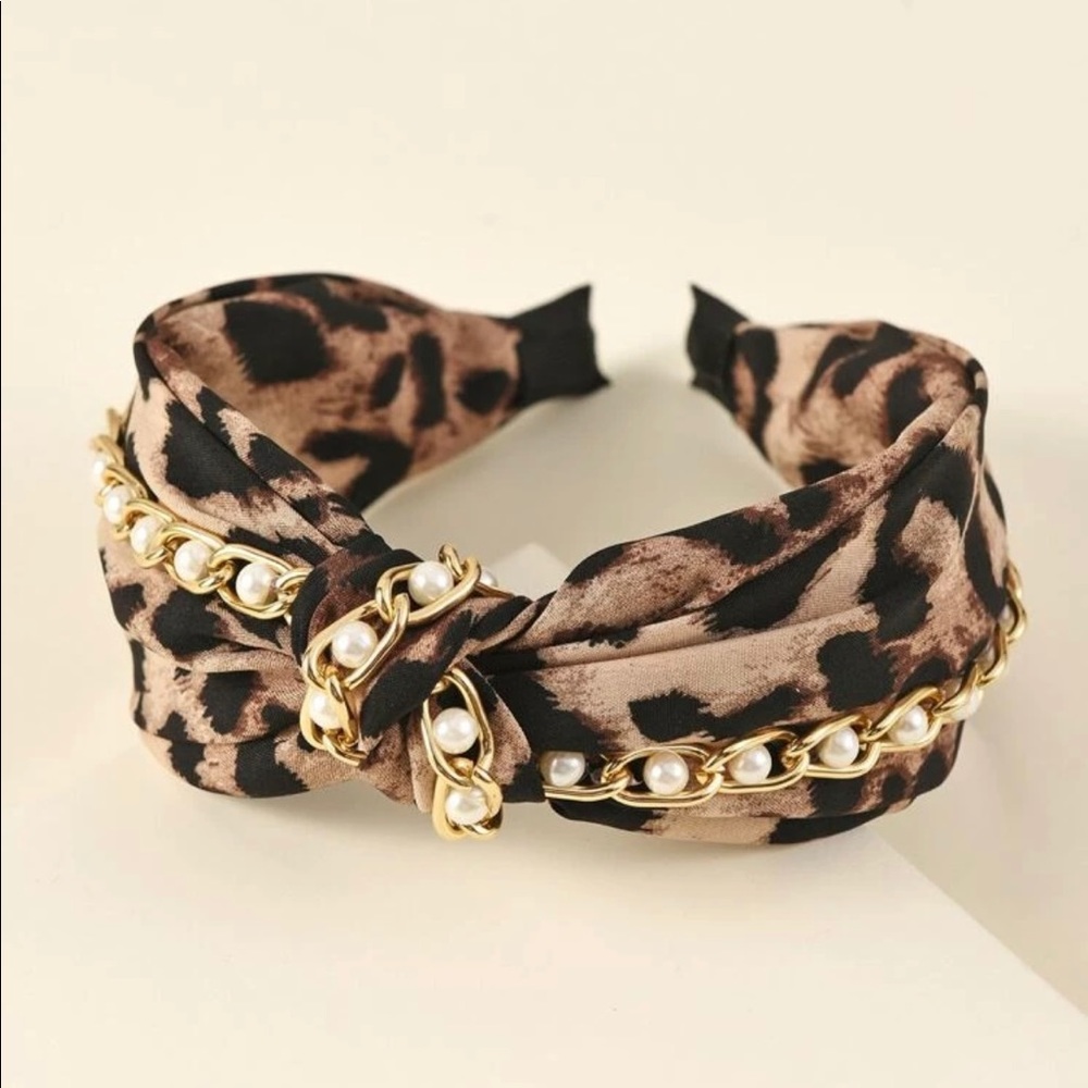 Adorable headbands for women/girls